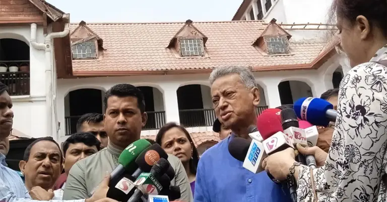 অর্থ ও পরিকল্পনামন্ত্রী আমির খসরু মাহমুদ চৌধুরী